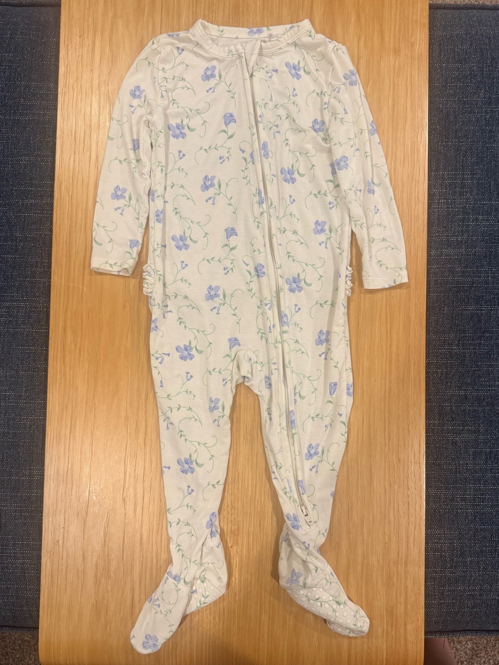 Angel Dear Cream Footed One-Piece sleeper pajamas 9-12m